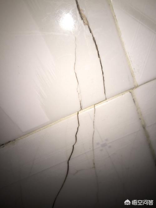 屋顶漏水